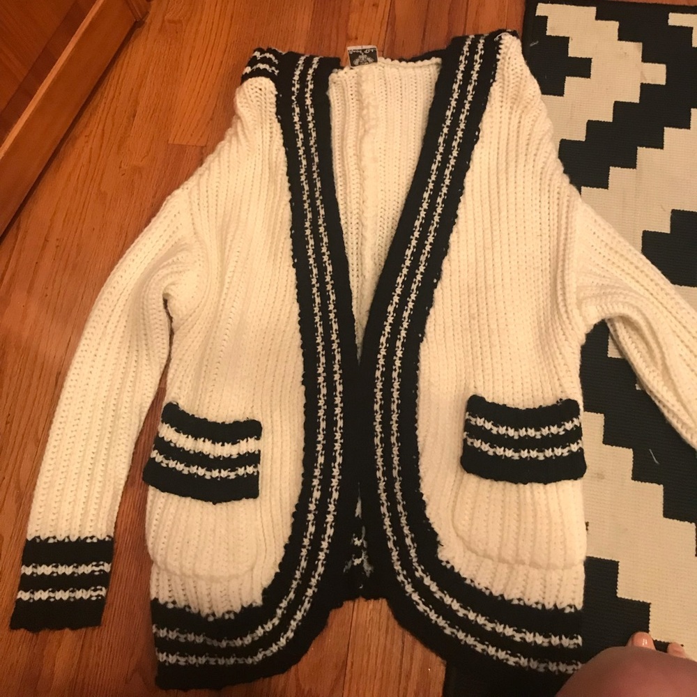 Knit sweater
